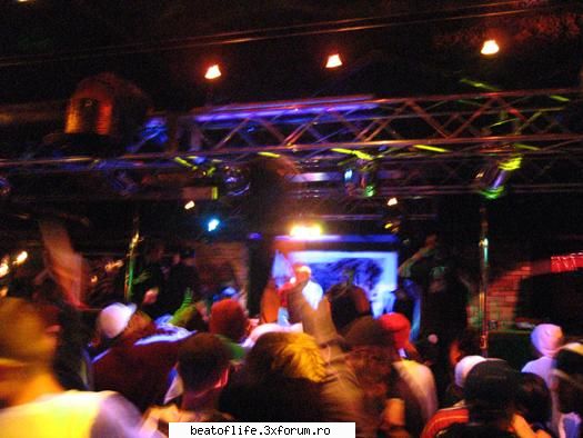 club is changing the face of the once seedy, run-down cheshire bridge road district. the classy club