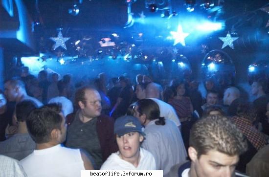 Date Despre Cluburi...din Alte Tari - CLUB RISE ADDRESS: 306 Stuart Street, Boston - Beat of Life