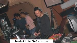 date despre....deejay's...:P - DJ MIKE In 2003 a devenit rezident si manager al - Beat of Life